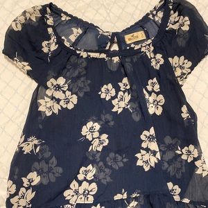 Hollister navy blue top size small